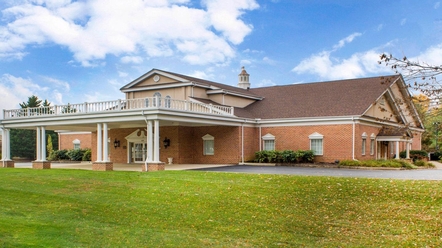 Ackley-Mills Funeral Home gallery image 5